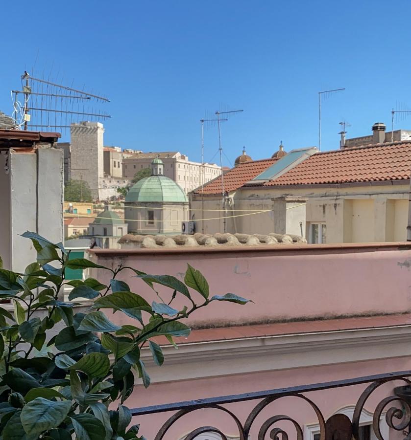 Su Meri Stampace - Luxury Apartment City Center Κάλιαρι Εξωτερικό φωτογραφία